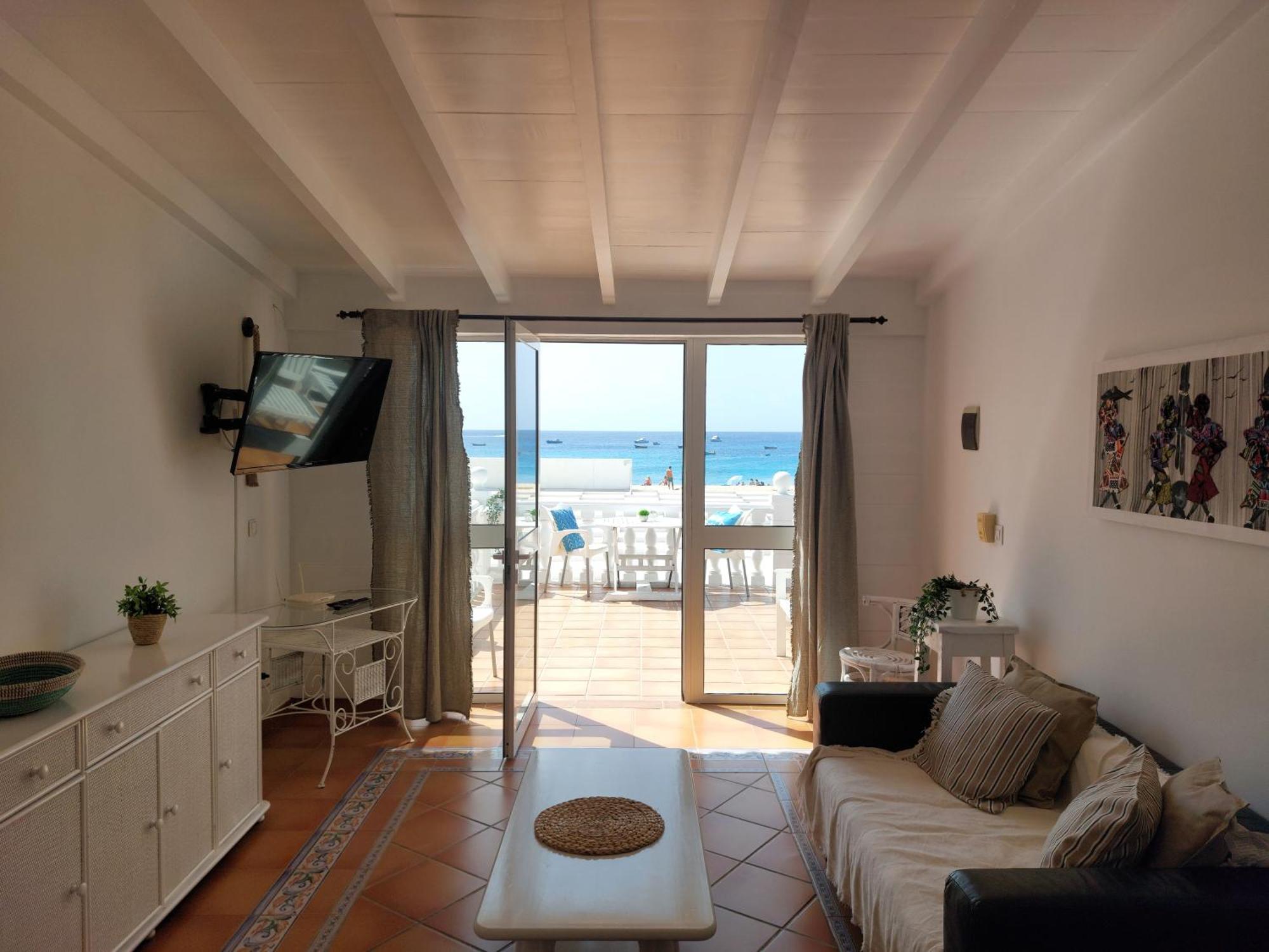 Vista Mar - Seafront Holiday Apartments Santa Maria Dış mekan fotoğraf
